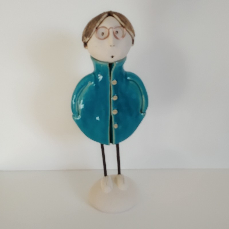 Jeune élégant en blouson